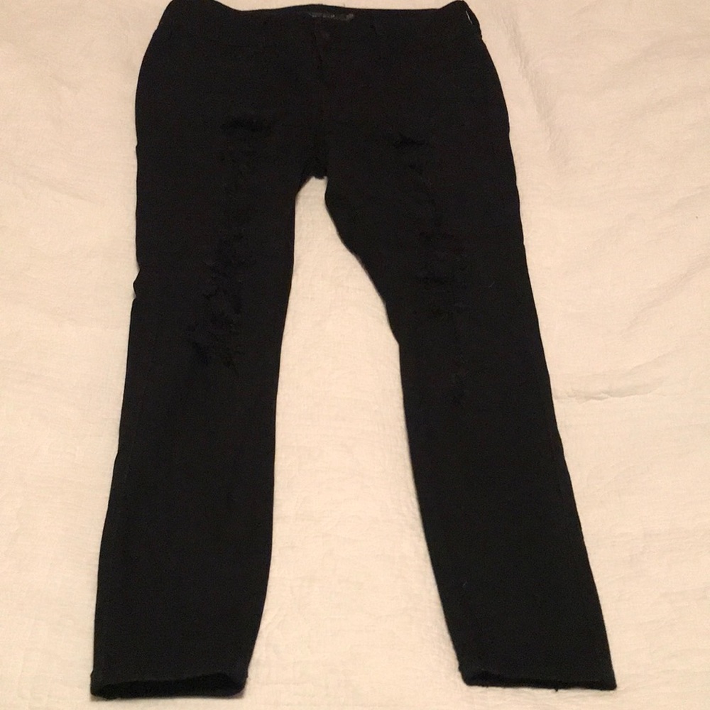 Torrid Distressed Jegging Jean